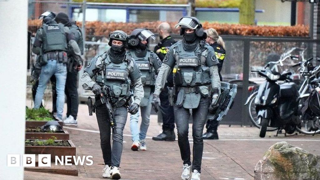 A man has taken control of multiple individuals inside a nightclub in the Netherlands.