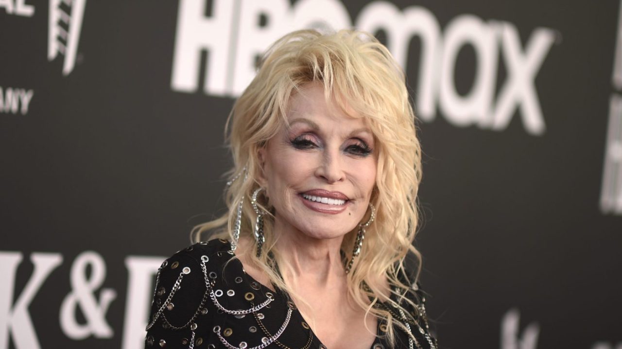 Dolly Parton praises Beyoncé for her rendition of the classic song ‘Jolene’