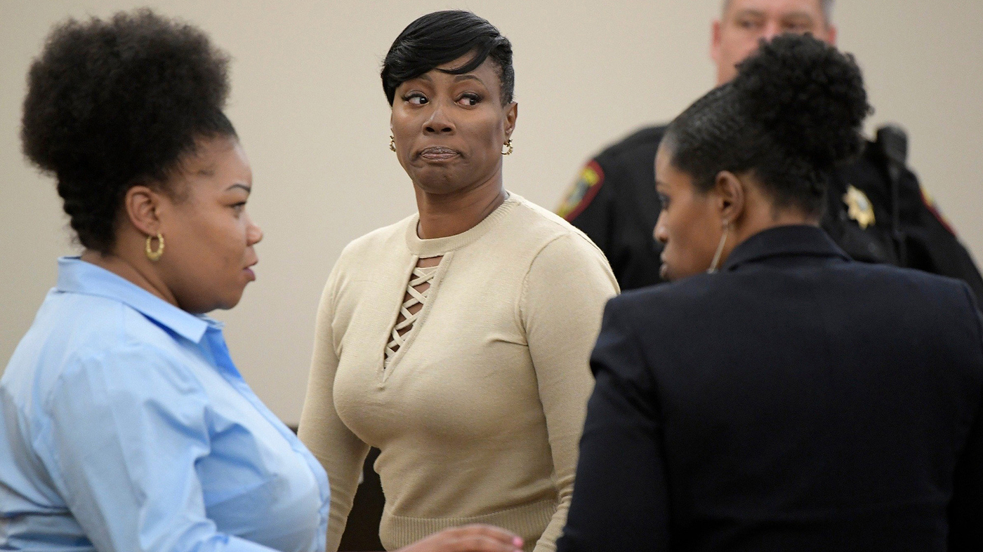 A Texas court has dropped Crystal Mason’s illegal voting conviction. Mason was sentenced to five years in prison for voting illegally in the 2016 presidential election. She claims she did not know she was ineligible to vote due to being on supervised release for a prior felony conviction.